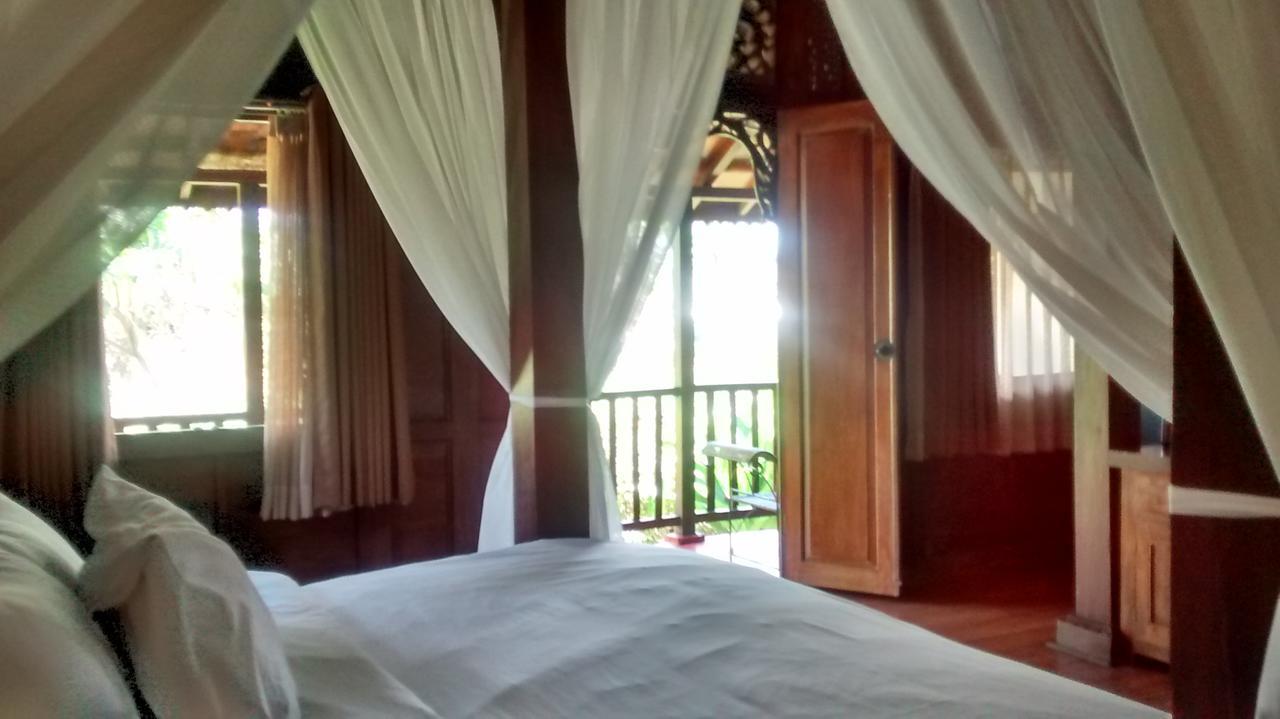 La Oma Hotel Лембанг Екстериор снимка